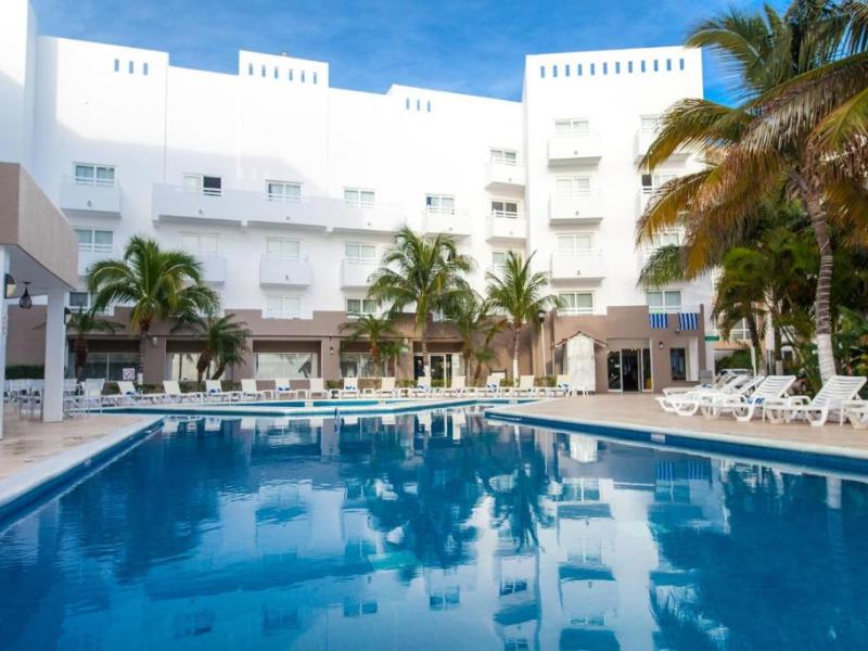 Ocean View Cancun Arenas