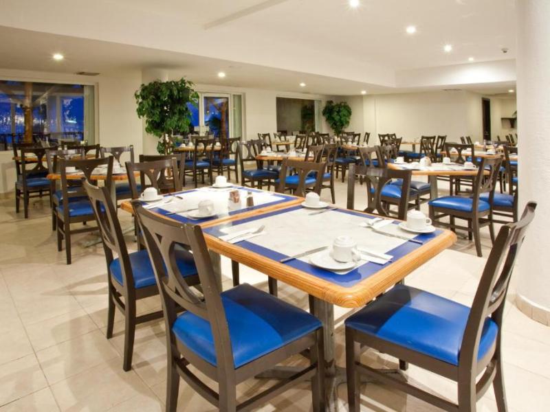 Ocean View Cancun Arenas