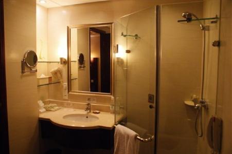 Holiday Inn Donghua Shenzhen