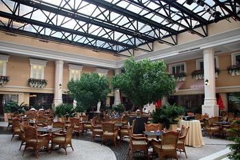 Holiday Inn Downtown Beijing