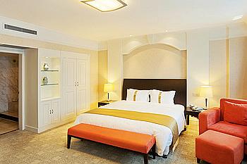 Отель Holiday Inn Downtown Shanghai Китай, Шанхай, фото 53