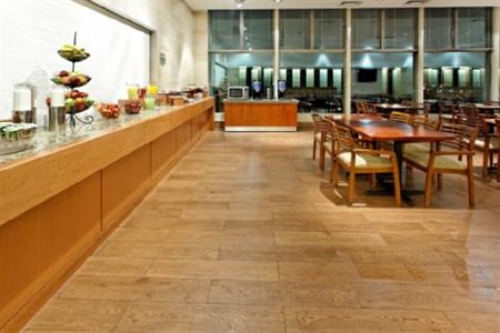 Holiday Inn Express (Пуэрто Монт)