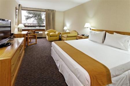 Holiday Inn Express (Темуко)