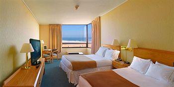 Holiday Inn Express (Икике)