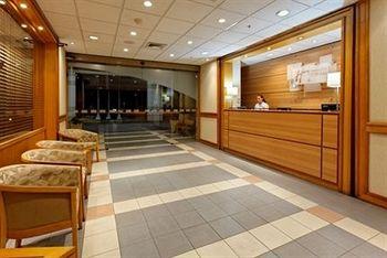 Holiday Inn Express (Икике)