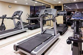 Holiday Inn Express (Икике)