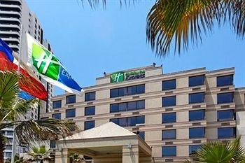 Holiday Inn Express (Икике)