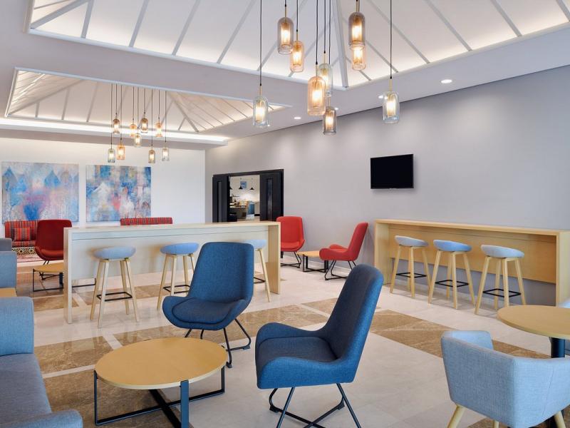 Holiday Inn Express Dubai Airport