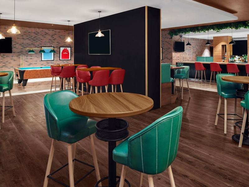 Holiday Inn Express Dubai Airport