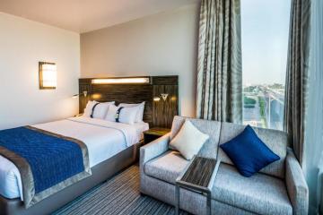 Отель Holiday Inn Express Dubai Jumeirah ОАЭ, Джумейра, фото 13