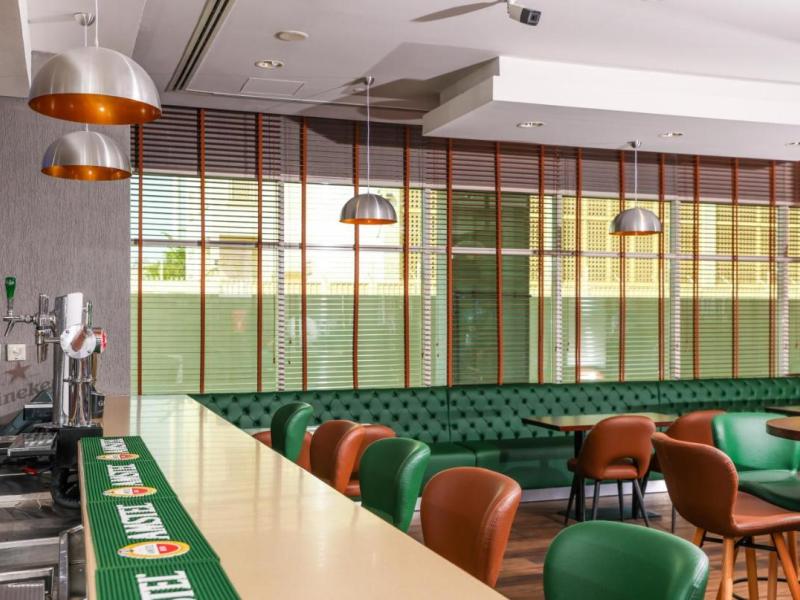 Holiday Inn Express Dubai Jumeirah