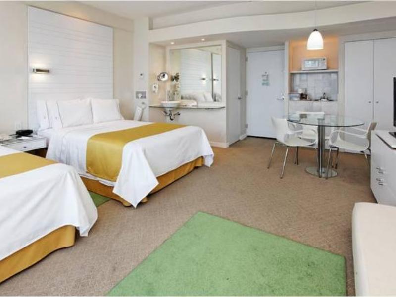 Holiday Inn Express Hotel & Suites at the WTC