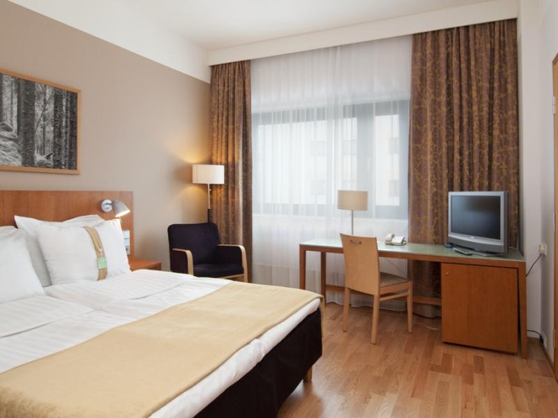 Holiday Inn Garden Court Helsinki Airport