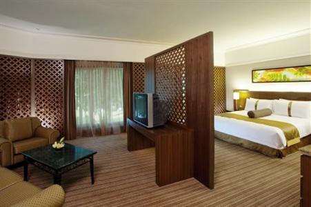 Holiday Inn Glenmarie (Куала-Лумпур)