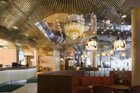Holiday Inn Helsinki-Vantaa Airport