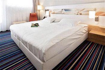 Holiday Inn Prague Airport