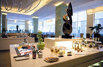 Holiday Inn Shanghai Pudong