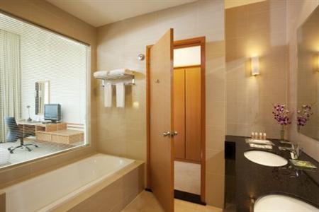 Holiday Inn Resort (Ferringhi Tower) Hotel