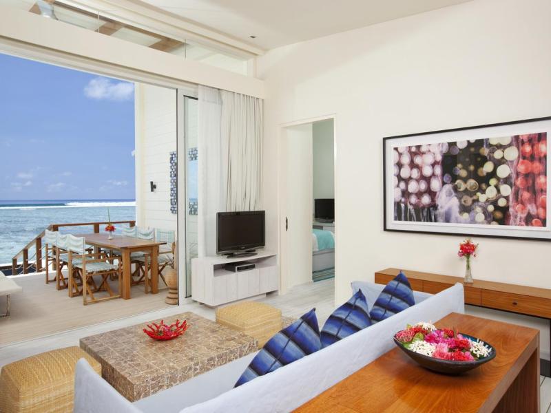 Holiday Inn Resort Kandooma Maldives