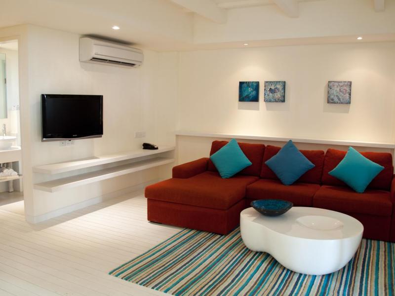 Holiday Inn Resort Kandooma Maldives