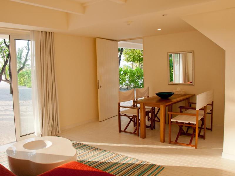 Holiday Inn Resort Kandooma Maldives