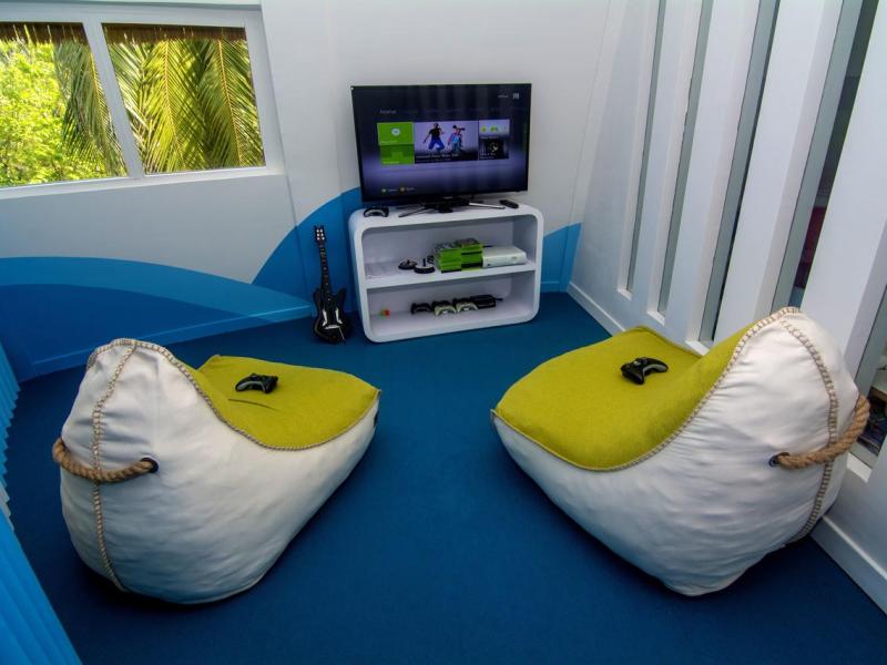 Holiday Inn Resort Kandooma Maldives