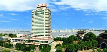 Отель Holiday Inn Riverside Китай, Ухань, фото 2