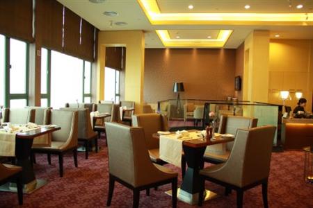 Holiday Inn Riverside