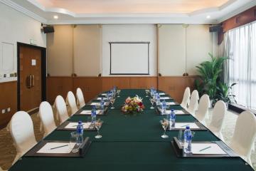 Отель Holiday Inn Riverside Китай, Ухань, фото 32