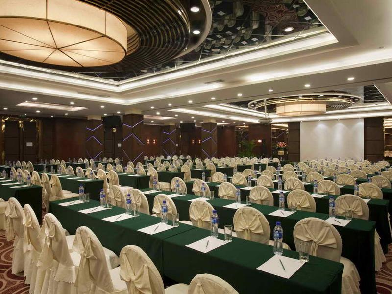 Holiday Inn Riverside