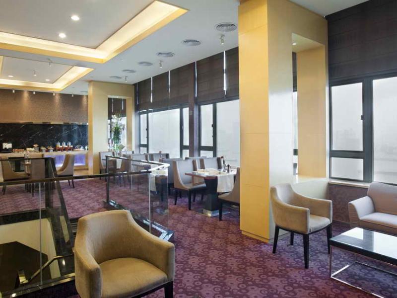 Holiday Inn Riverside