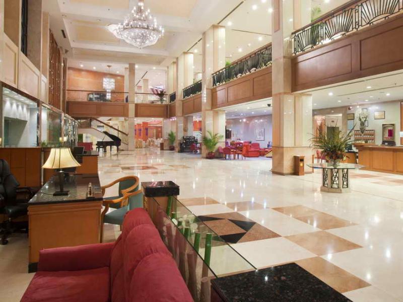 Holiday Inn Riverside
