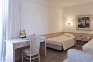 Отель Amarilia Hotel Греция, Аттика, фото 5