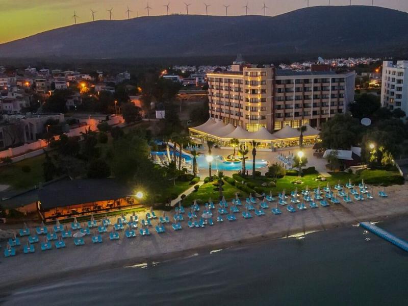 The Holiday Resort