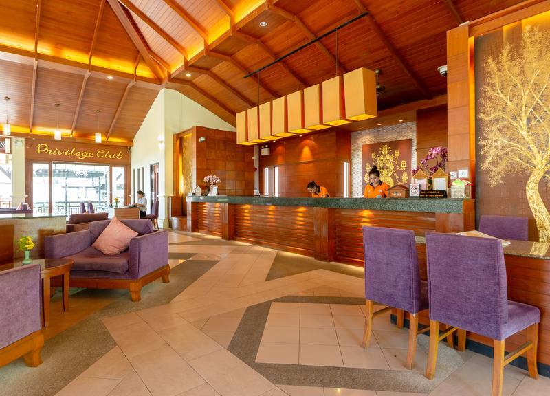 Horizon Karon Beach Resort & Spa