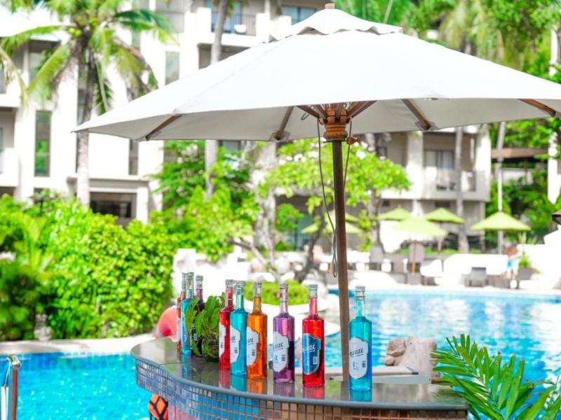 Horizon Karon Beach Resort & Spa