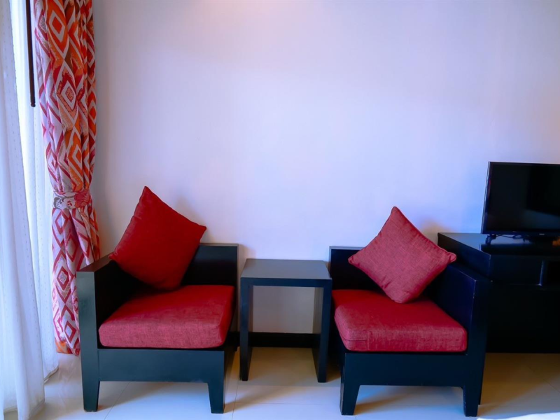 Horizon Karon Beach Resort & Spa