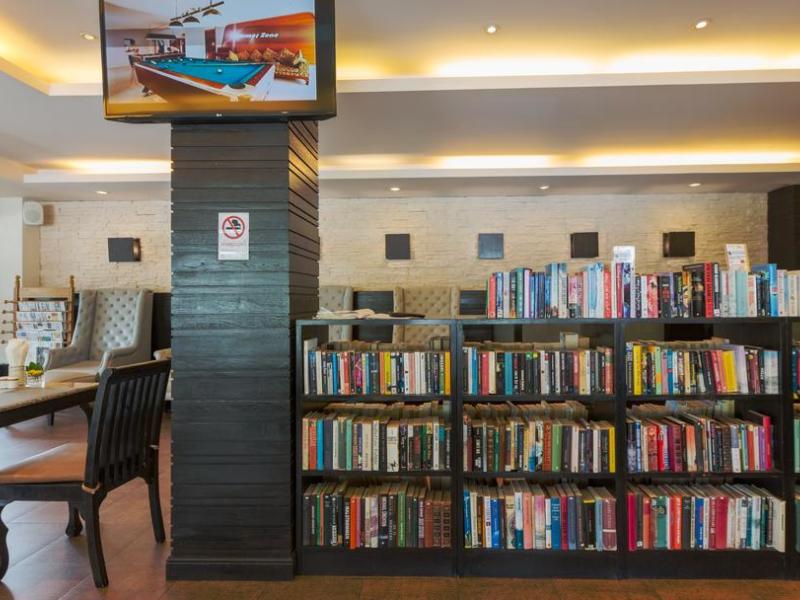 Horizon Karon Beach Resort & Spa