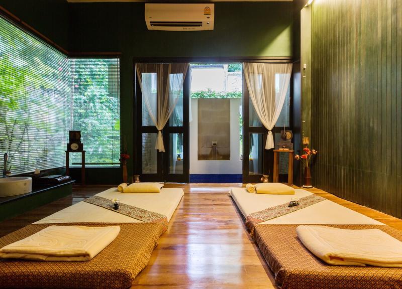 Horizon Karon Beach Resort & Spa