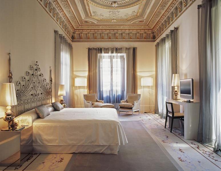 Hotel Hospes Palacio de Los Patos