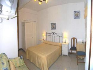 Hostal Cabo Mayor