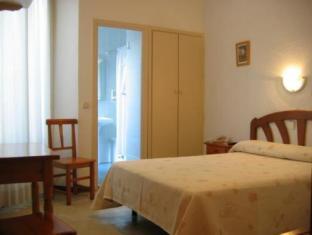 Hostal Lauria