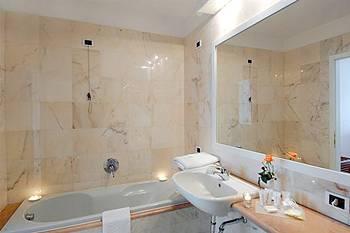 Hostellerie du Cheval Blanc