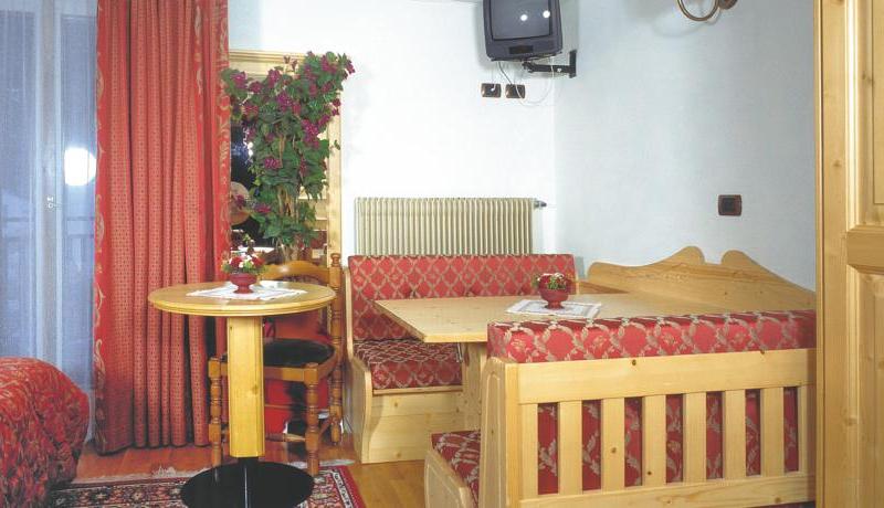 Bellevue Hotel & Club