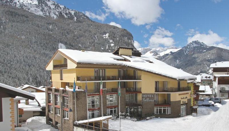 Bellevue Hotel & Club