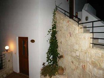 Amazones Village Suites