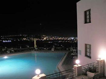 Amazones Village Suites