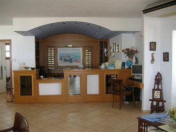 Amazones Village Suites