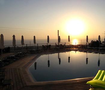 Amazones Village Suites