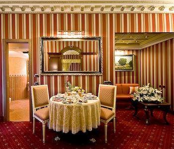 Hotel Manfredi Suite In Rome